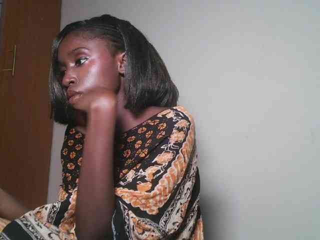 Boughie-birdy webcam
