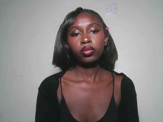 Boughie-birdy webcam