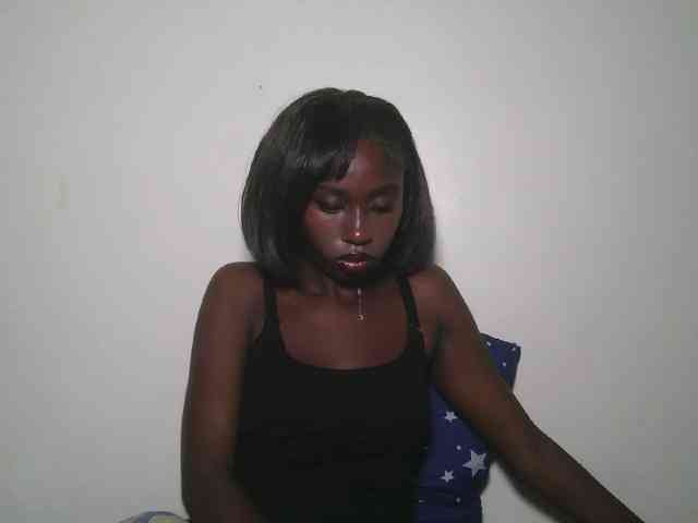 Boughie-birdy webcam