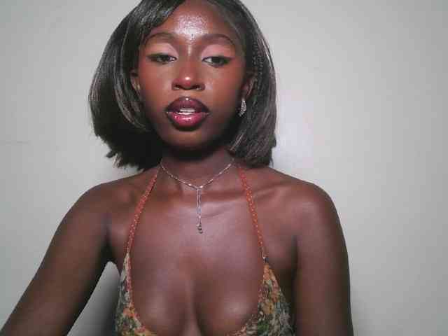 Boughie-birdy webcam