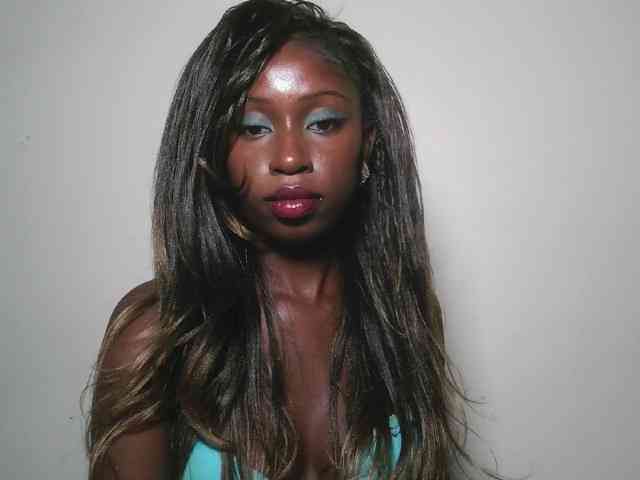 Boughie-birdy webcam
