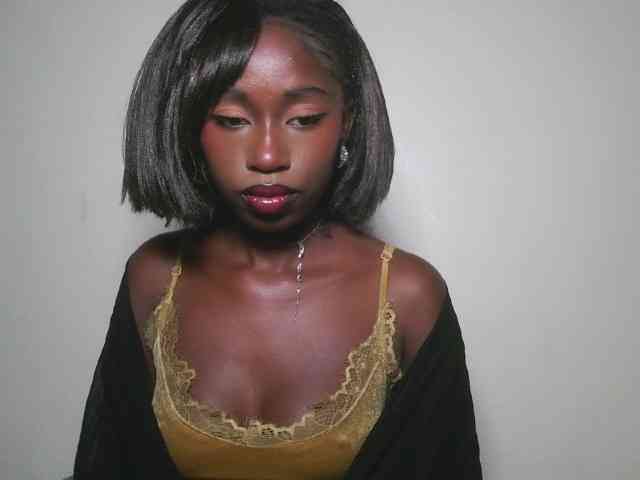 Boughie-birdy webcam