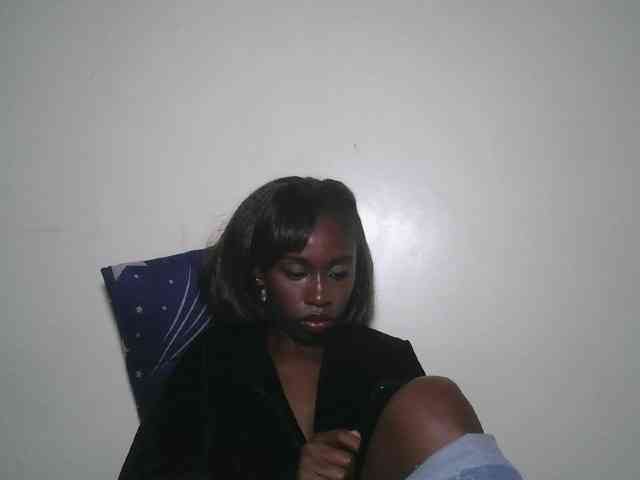 Boughie-birdy webcam