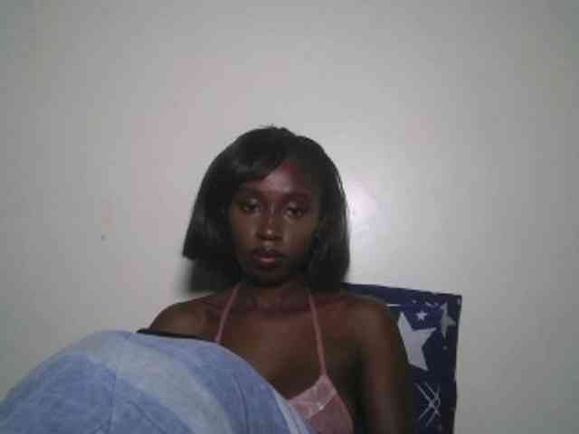 Boughie-birdy webcam