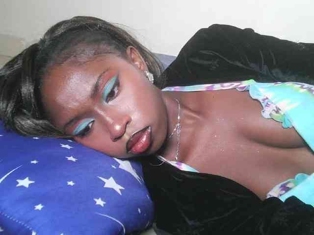 Boughie-birdy webcam
