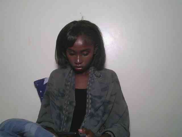 Boughie-birdy webcam