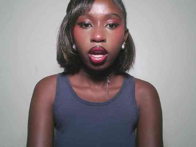 Boughie-birdy webcam