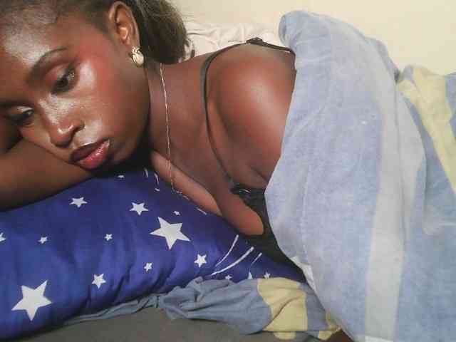 Boughie-birdy webcam