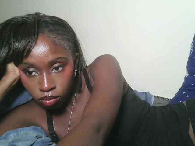 Boughie-birdy webcam