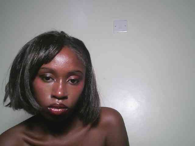 Boughie-birdy webcam