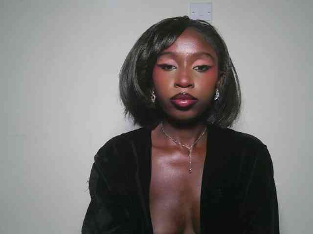 Boughie-birdy webcam