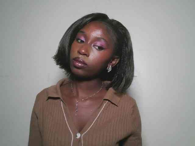 Boughie-birdy webcam