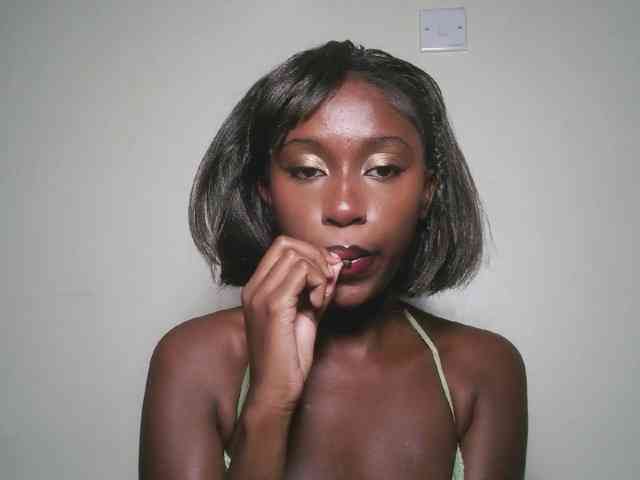 Boughie-birdy webcam