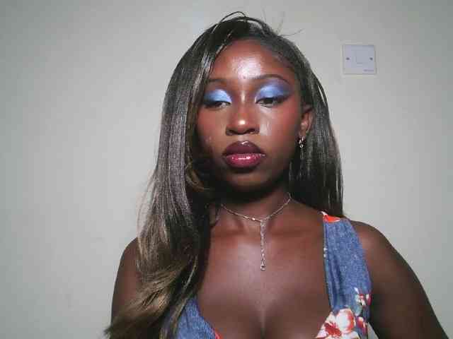 Boughie-birdy webcam