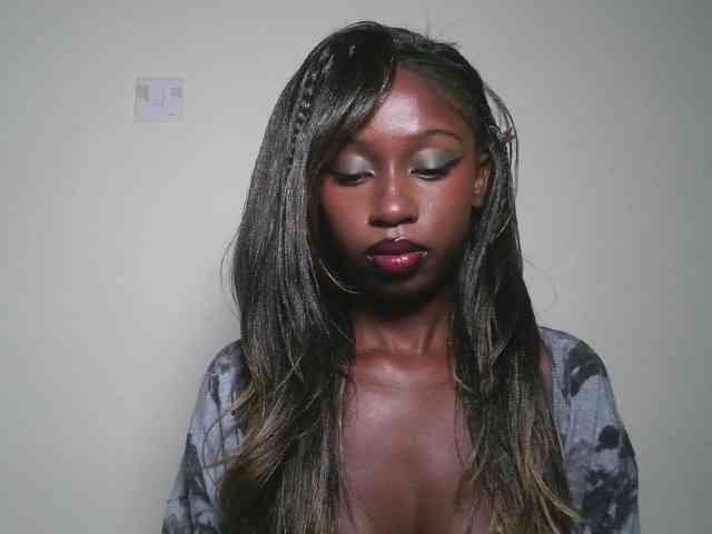 Boughie-birdy webcam