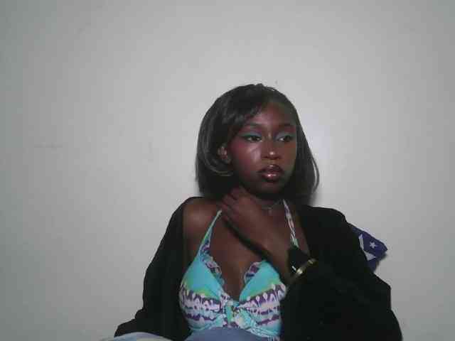 Boughie-birdy webcam