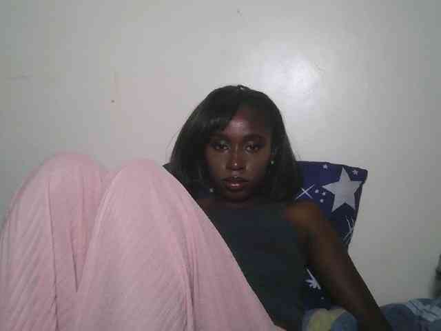 Boughie-birdy webcam