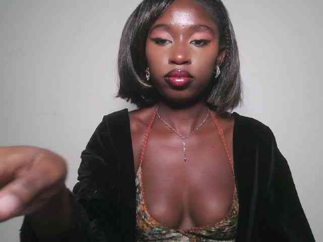 Boughie-birdy webcam