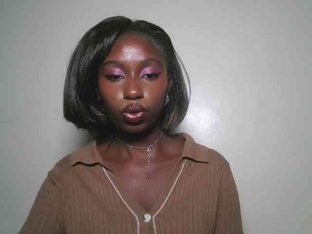 Boughie-birdy webcam