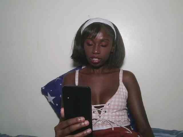 Boughie-birdy webcam
