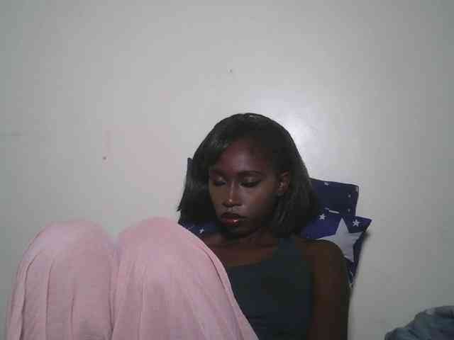 Boughie-birdy webcam