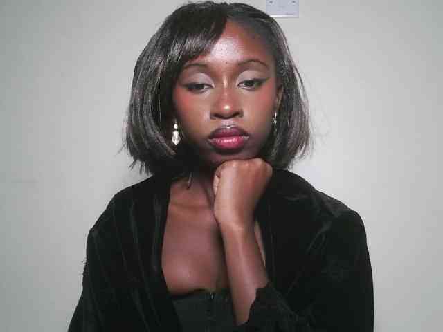 Model: Boughie-birdy