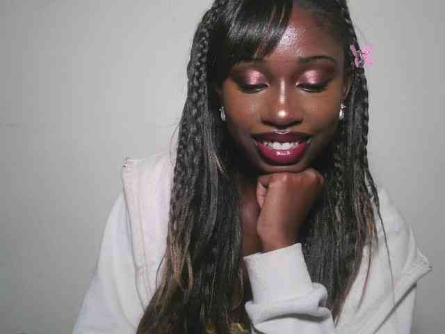 Boughie-birdy webcam