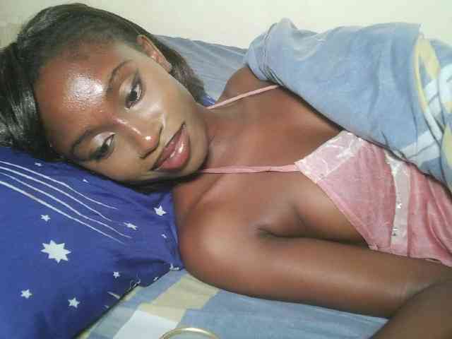 Boughie-birdy webcam