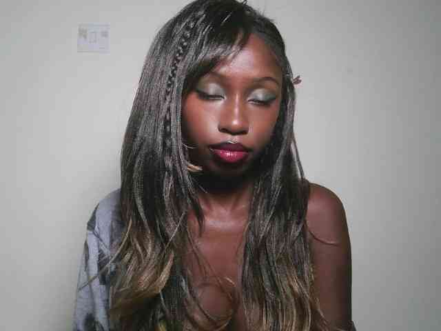 Boughie-birdy webcam