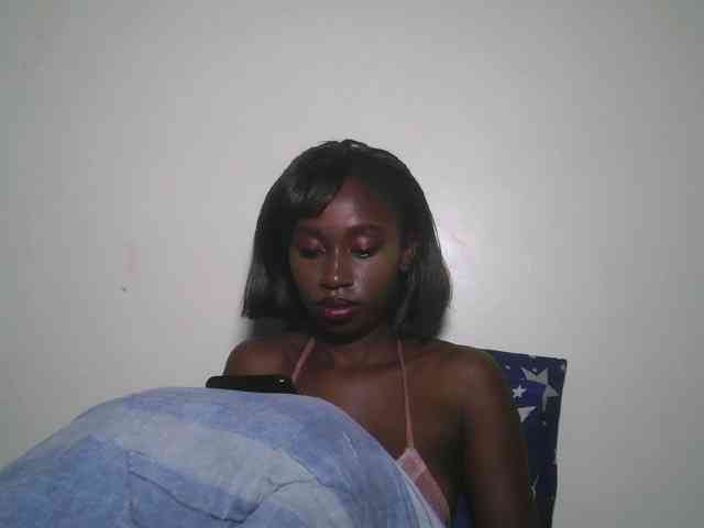 Boughie-birdy webcam