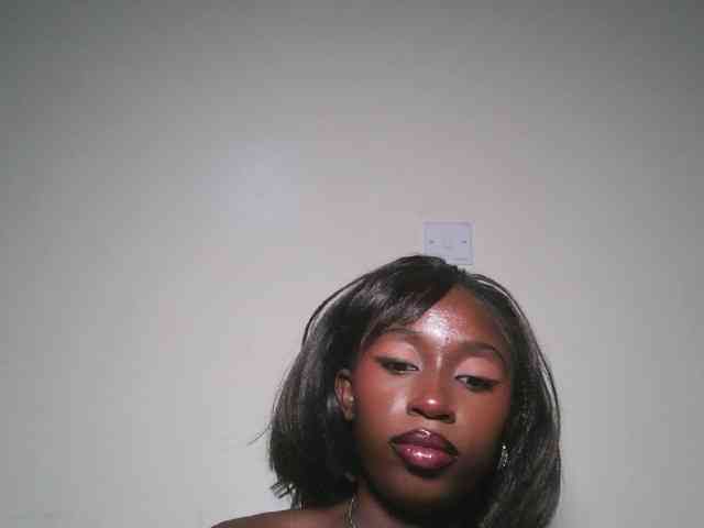 Boughie-birdy webcam