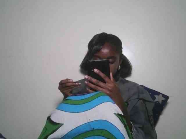 Boughie-birdy webcam