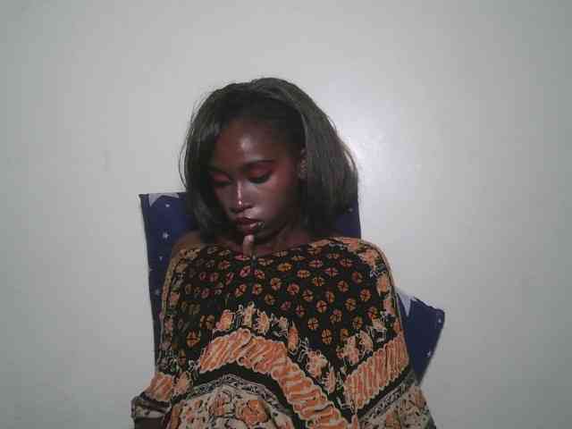 Boughie-birdy webcam