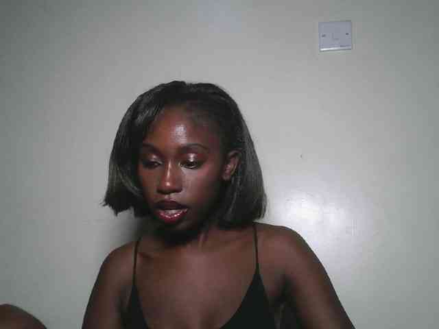 Boughie-birdy webcam