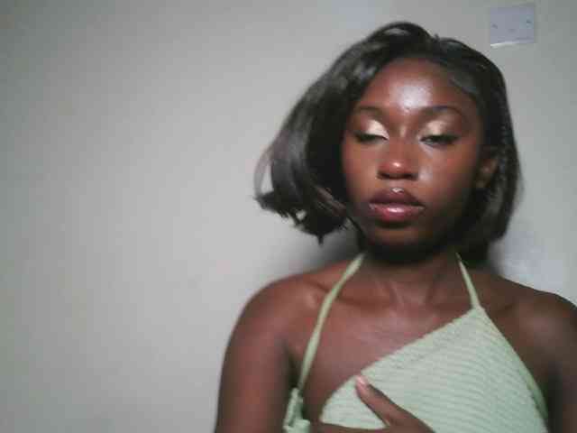 Boughie-birdy webcam