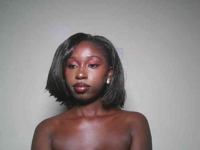 Boughie-birdy webcam
