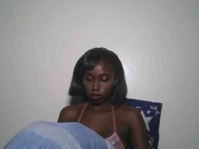 Boughie-birdy webcam