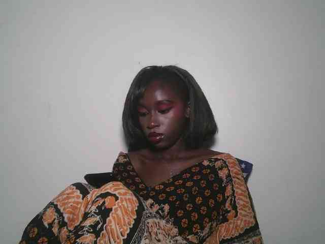 Boughie-birdy webcam