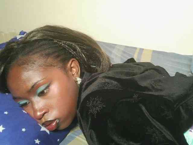Boughie-birdy webcam