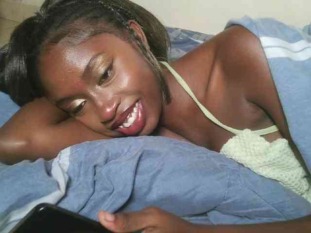 Boughie-birdy webcam