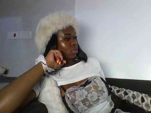 EbonyStarr webcam