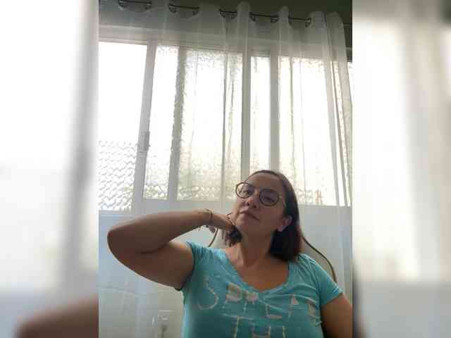 MishelleLpz webcam