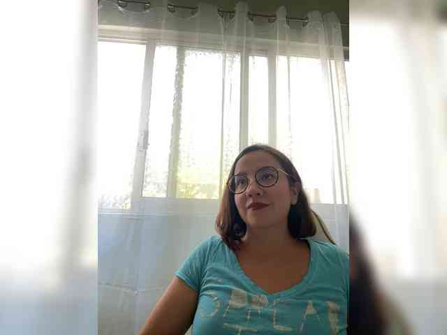 MishelleLpz webcam