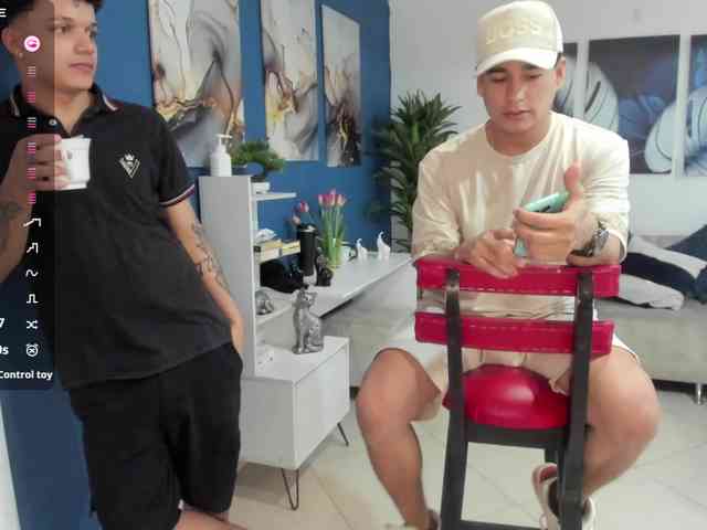 secretroomies-1 webcam