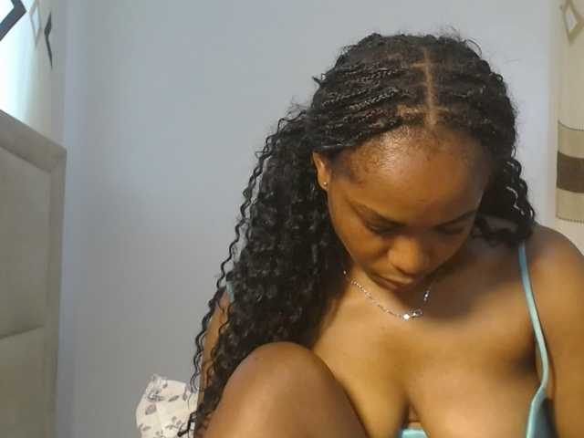 CrystalSanta live cam on BongaCams