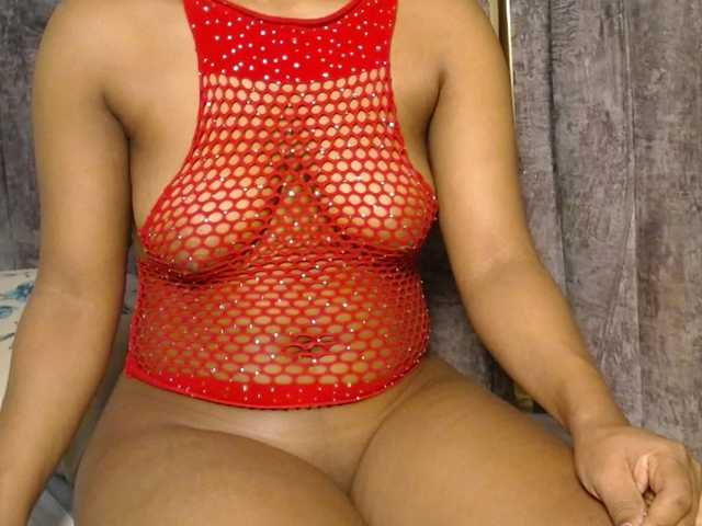 CrystalSanta live cam on BongaCams