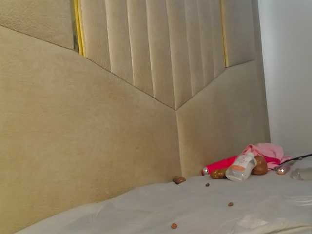 CrystalSanta live webcam show