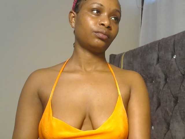 CrystalSanta live cam on BongaCams