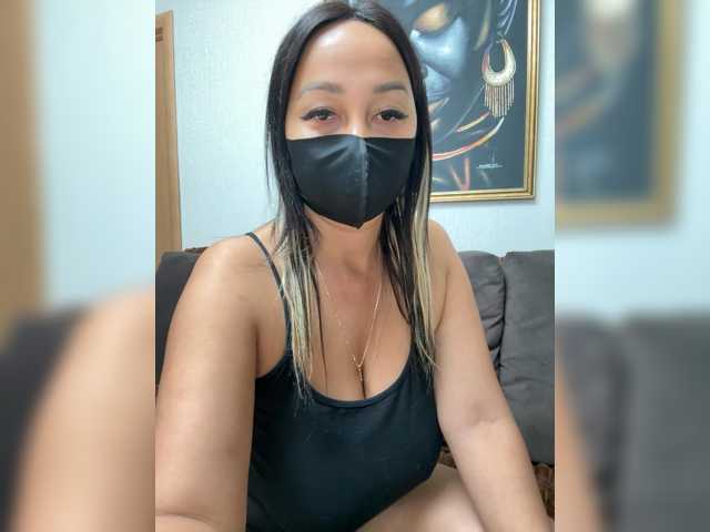 Mariaaw live cam on BongaCams