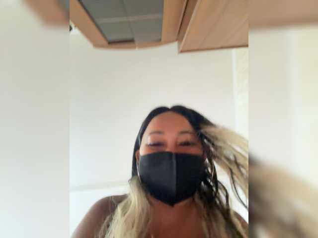Mariaaw live cam on BongaCams